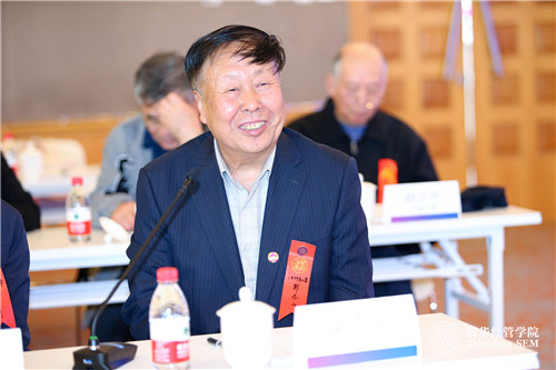 1556522104530095343.jpg 研究生校友代表郭志山.jpg