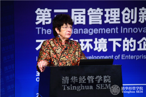 1577411151437043616.jpg 丹娜教授.jpg